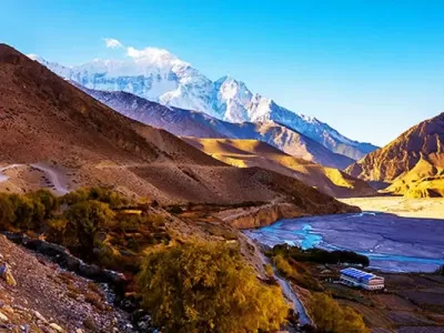 Mustang Valley Trekking